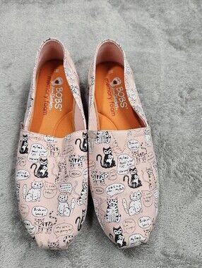 BOBs by Skechers Women's Slip-On Flats – Cat Print – Size W7 Euc